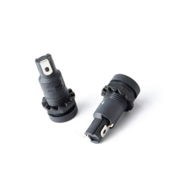 Sicherungshalter Einbau mit Kappe 5x20 mm